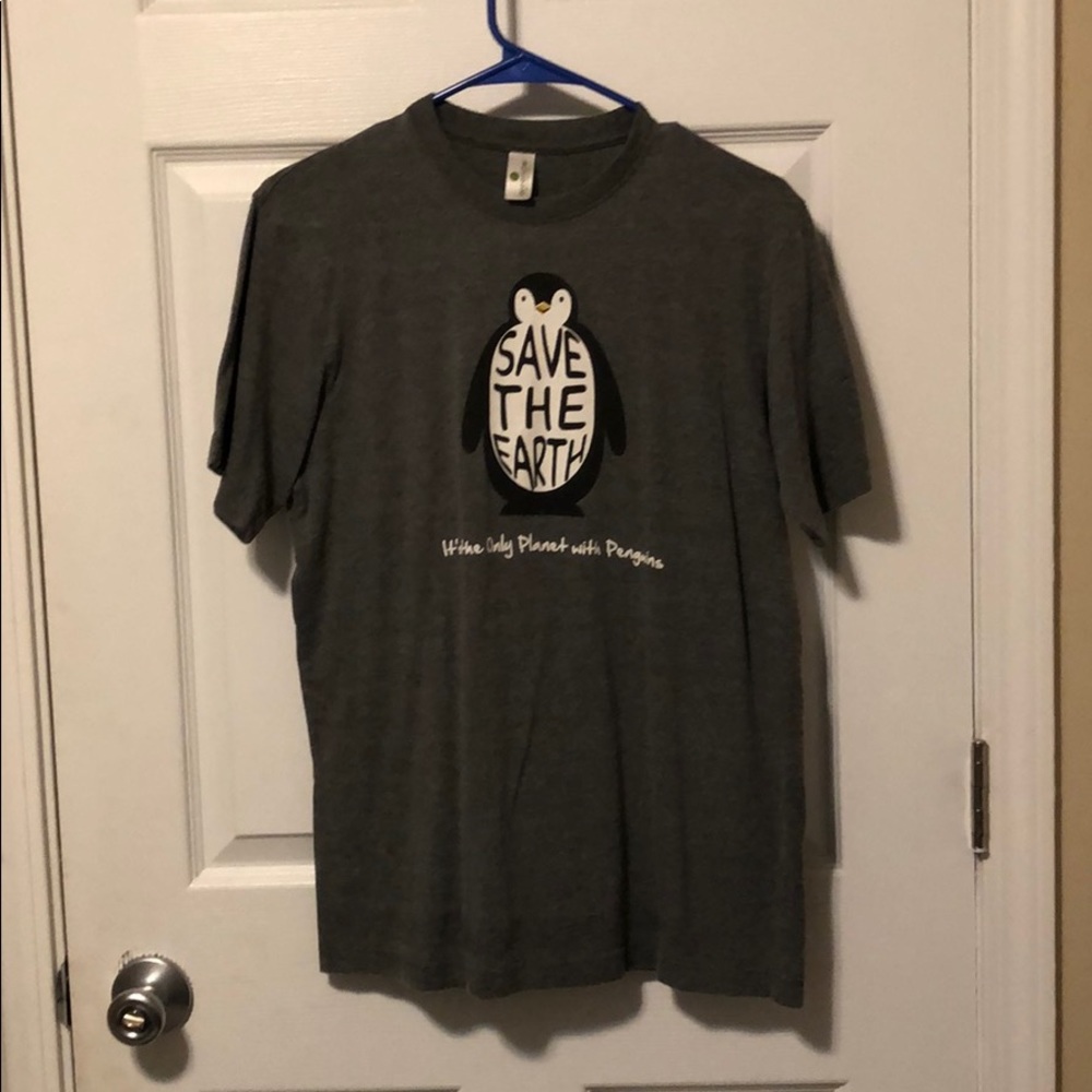 penguin graphic t shirt
